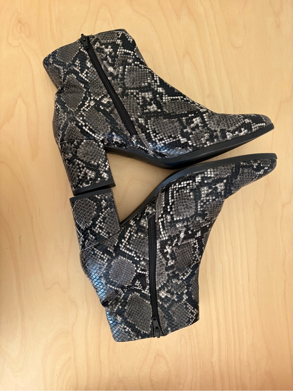 Madden Girl Snake-Print Pointed Toe Ankle Boots - Women's Black/Grey - Picture 5 of 10